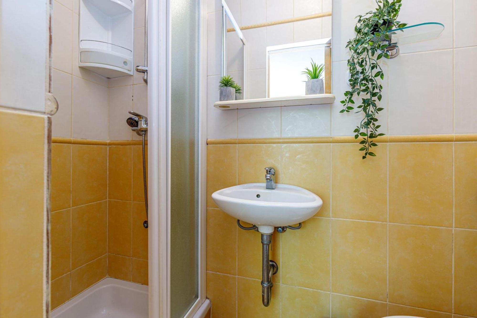 Seaview Apartment Tina Krk Island - Happy Rentals Krk Town Εξωτερικό φωτογραφία